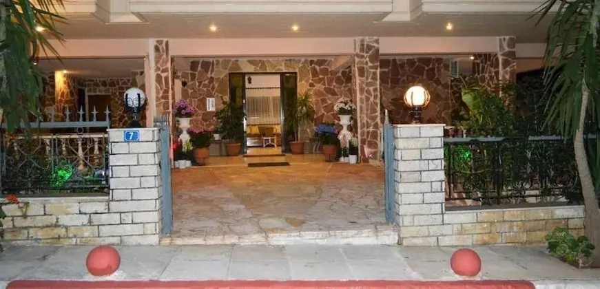 Apartments Zoumperi - Lobi