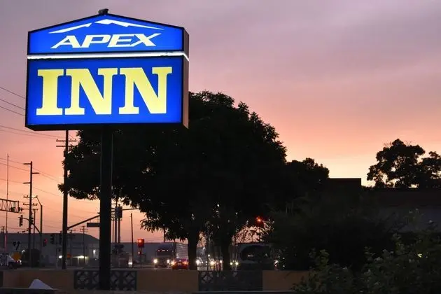 Apex Inn - 1