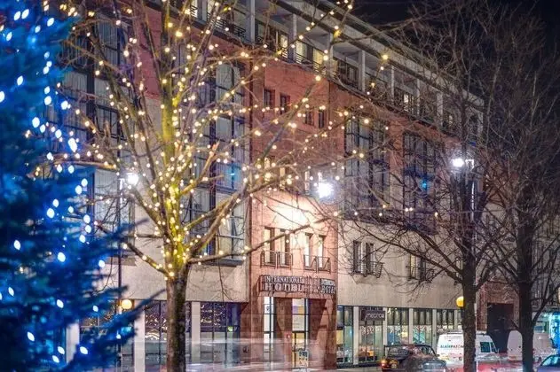 Apex International Hotel