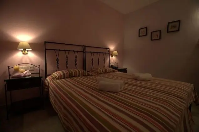 Aphrodite Hotel & Apartments - Oda