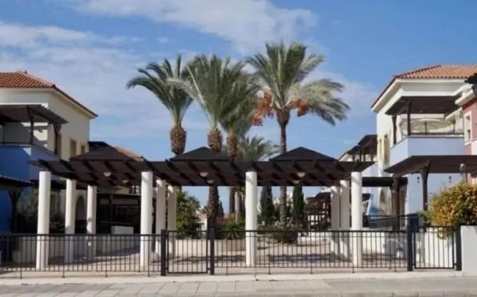 Aphrodite Gardens Apt 27 - Dış Mekan