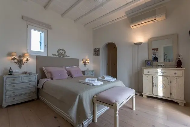 Villa Aphrodite sunkissed MykonianLuxury - Oda
