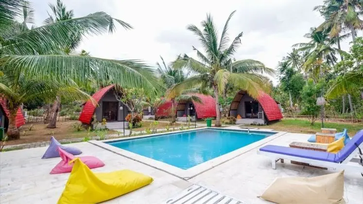 Apit Lawang Villas