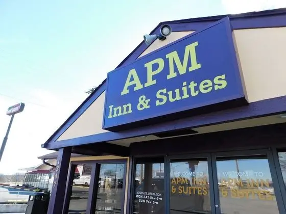 APM Inn & Suites - Dış Mekan
