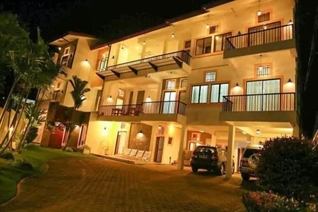 Hotel Apna 