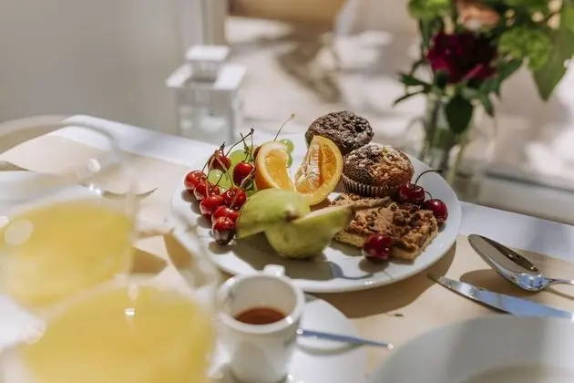 Hotel Apoksiomen - Yerinde Yemek
