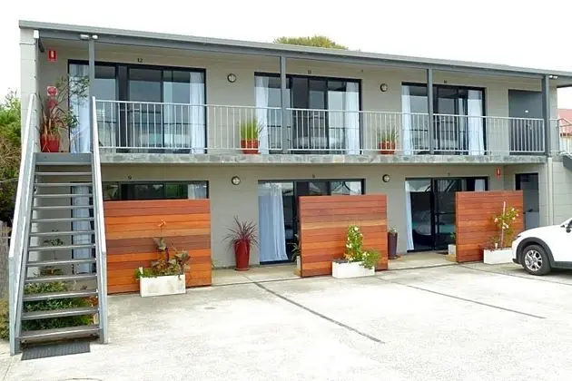 APOLLO BAY WATERFRONT MOTOR INN