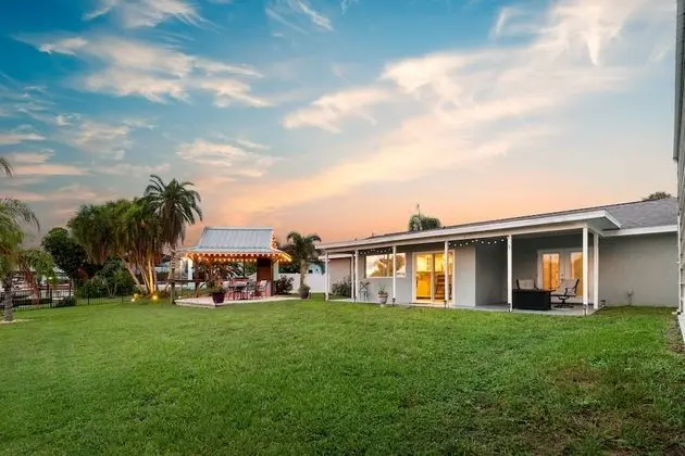 Apollo Beach House