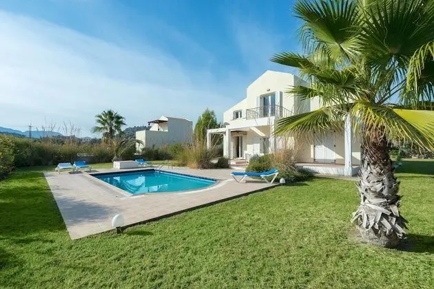 Apollo Villa