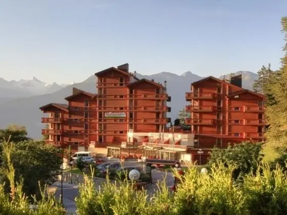 Appart-hotel Helvetia Intergolf Crans-montana