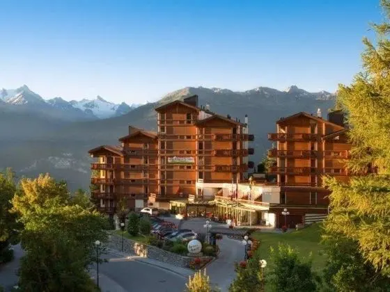 Appart-hotel Helvetia Intergolf Crans-montana - Oda