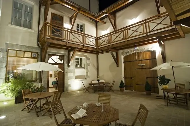 Appart Hôtel Charles Sander