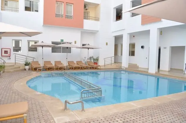 Appart Hôtel Sofines - Havuz