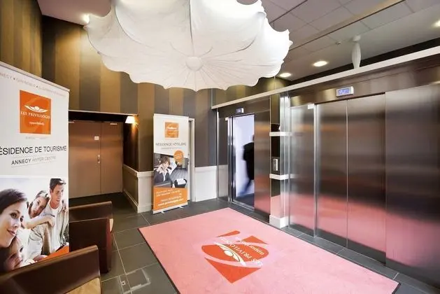 Apparthotel Privilodges Carré de Jaude - Lobi
