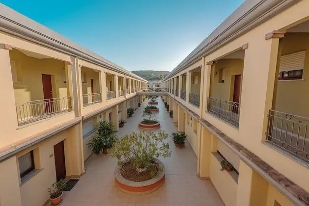 Appartamenti Le Fontane con piscina - Dış Mekan
