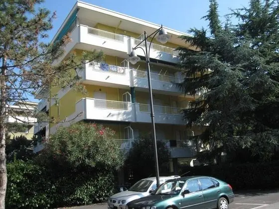 Appartamento A 250 Metri Dalla Spiaggia -tv-airco - Dış Mekan