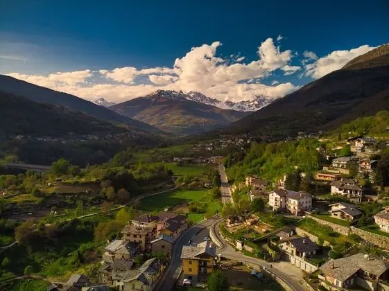 Appartamento Indipendente Nella Collina di Aosta