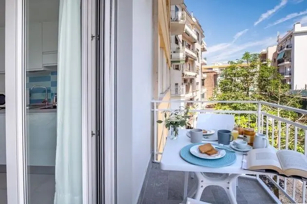Appartamento Leone Rosso 2 With Private Terrace Air Conditioning and Internet Wi-fi