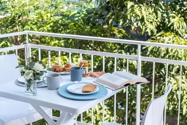 Appartamento Leone Rosso With Private Terrace Air Conditioning and Internet Wi-fi