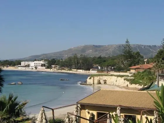 Appartamento In Villa Musa Climatizzato- Wi-fi - Vicino al Mare - Öne Çıkan Resim