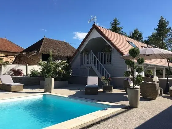 Appartement avec piscine de la Croix - Havuz