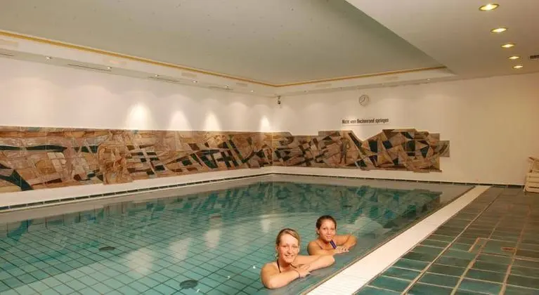 Hotel Appartement Landhaus Stutzi - Hotel Strandperle