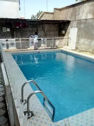 Appartement Meublé VIP Douala Bonapriso - Havuz