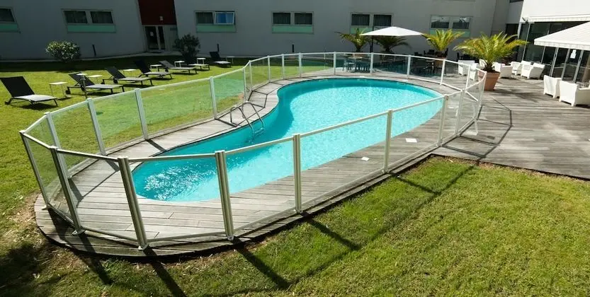 Appart'hôtel Astoria - Havuz
