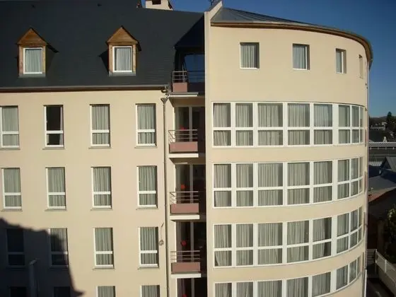 Appart'hôtel - Résidence La Closeraie - Dış Mekan