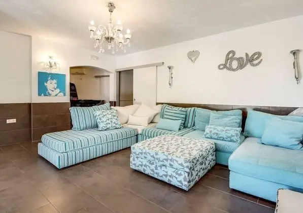 Appartment 5 Min Hippy Market & Beach - İç Mekan