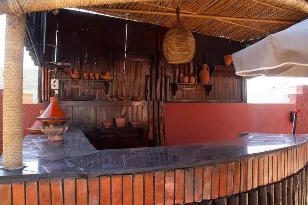 Apparts-Hôtel ISNI - Havuz
