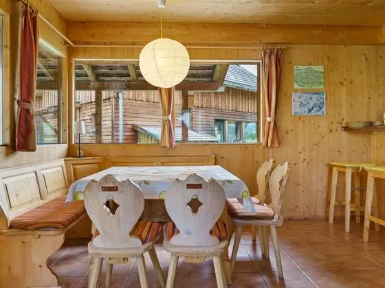 Appealing Holiday Home in Sankt Georgen ob Murau With Sauna - Yerinde Yemek