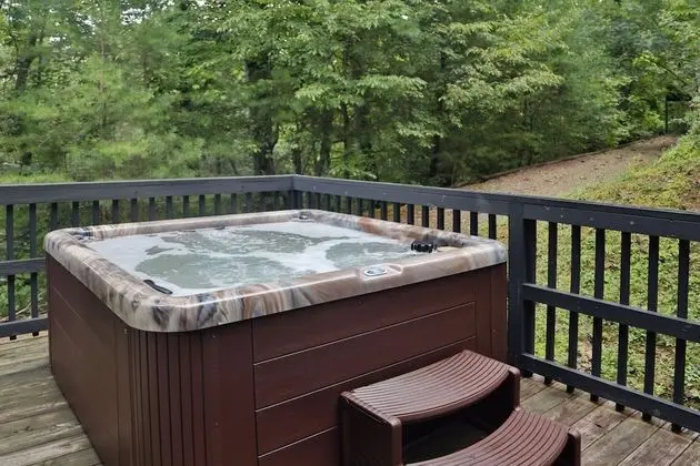 Apple Blossom 10 - Two Bedroom Chalet - Spa
