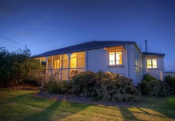 Apple Blossom Cottage