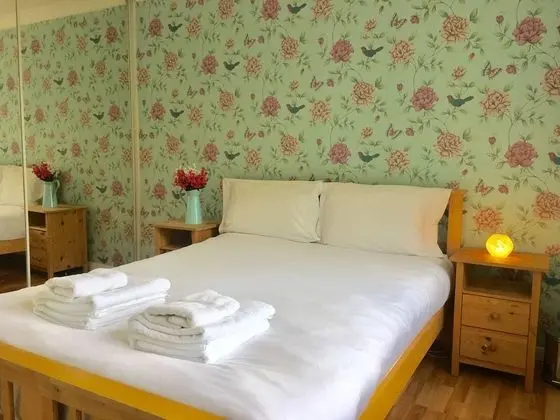Apple Perch 2BR Flat-Free Parking - Oda