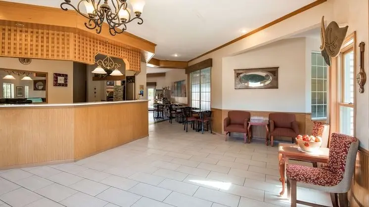 Apple Tree Inn, SureStay Collection by Best Western - Lobi