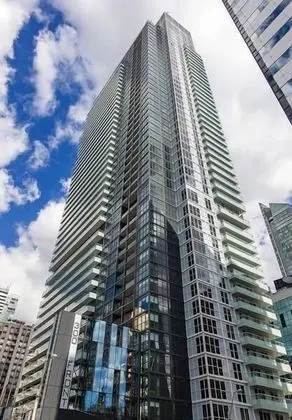 Applewood Suites - Luxury 3 BDRM - 1