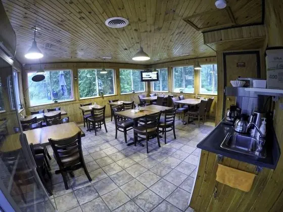 Apsley Inn and Restaurant - Yerinde Yemek