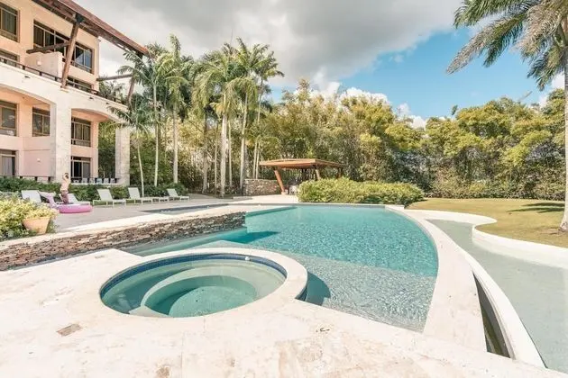 The apt you Deserve Stylish and Unique at Casa de Campo - Oda
