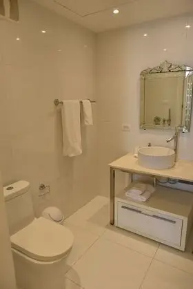 Apto. 59K Vista parcial al mar - Banyo Tipleri