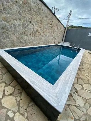 Apto novo com piscina e churrasqueira - İç Mekan
