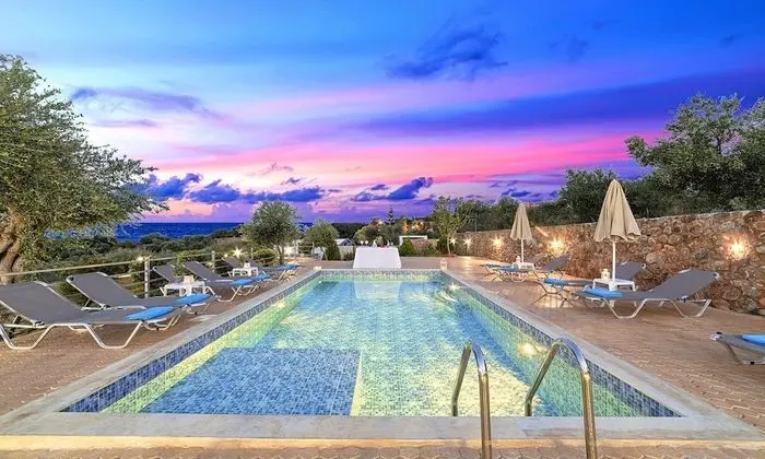 Aqua Blue Villas with Heated Pool - Havuz