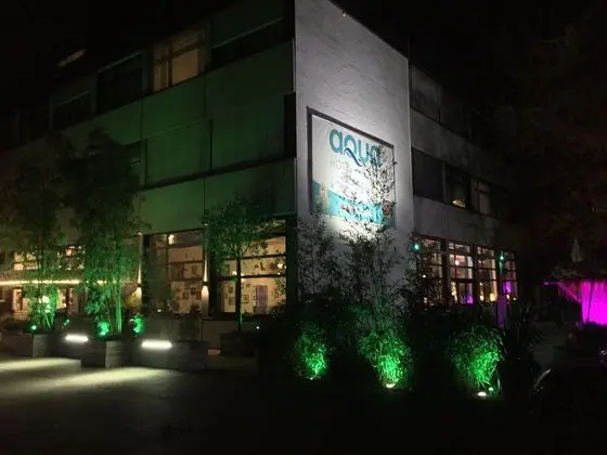 Aqua Hotel & Hostel
