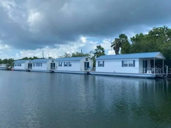 Aqua Lodges at Hurricane Hole Marina