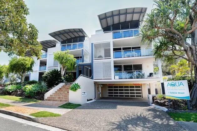 Aqua Promenade Beachfront Apartments