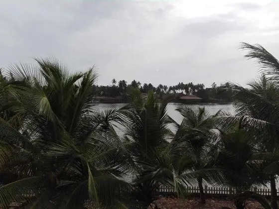 Aqua Reach Hotel