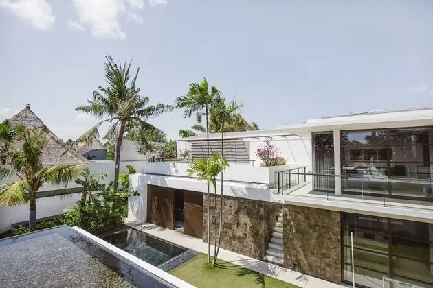 Villa Aqua