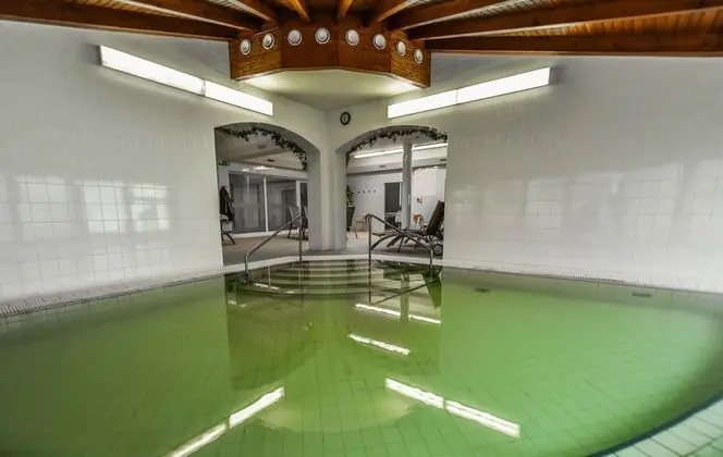 Aqua Hotel Termál - Havuz