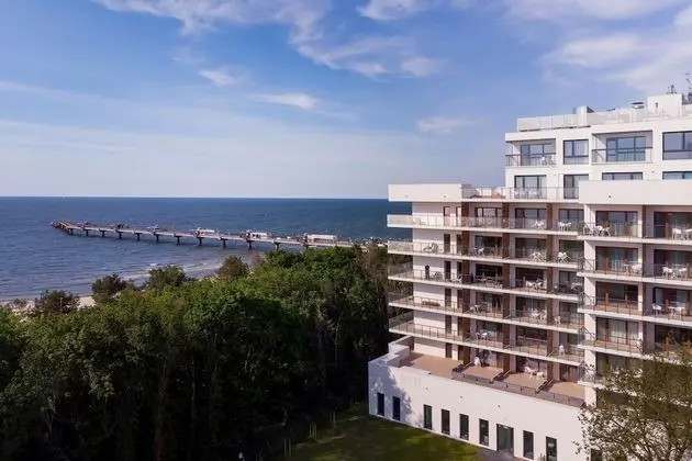 Aquamarina Prima Apartments by Renters - Plaj