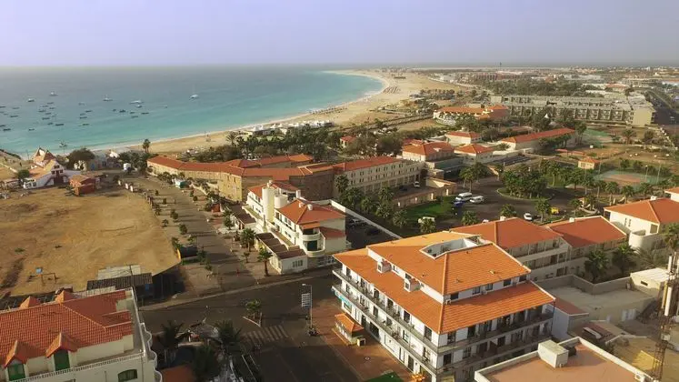 Aquamarina Suites